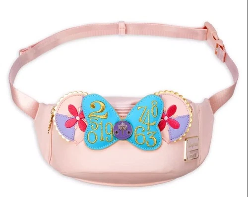 DISNEY LOUNGEFLY SMALL WORLD FANNY PACK MINNIE MOUSE MAIN ATTRACTION MMMA